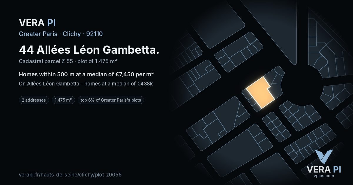 44 Allées Léon Gambetta, Clichy at night – the plot lit, the parcels around coloured by the prices near them