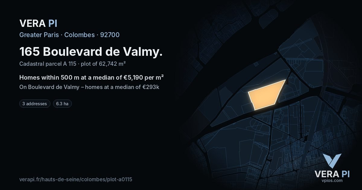 165 Boulevard de Valmy, Colombes at night – the plot lit, the parcels around coloured by the prices near them