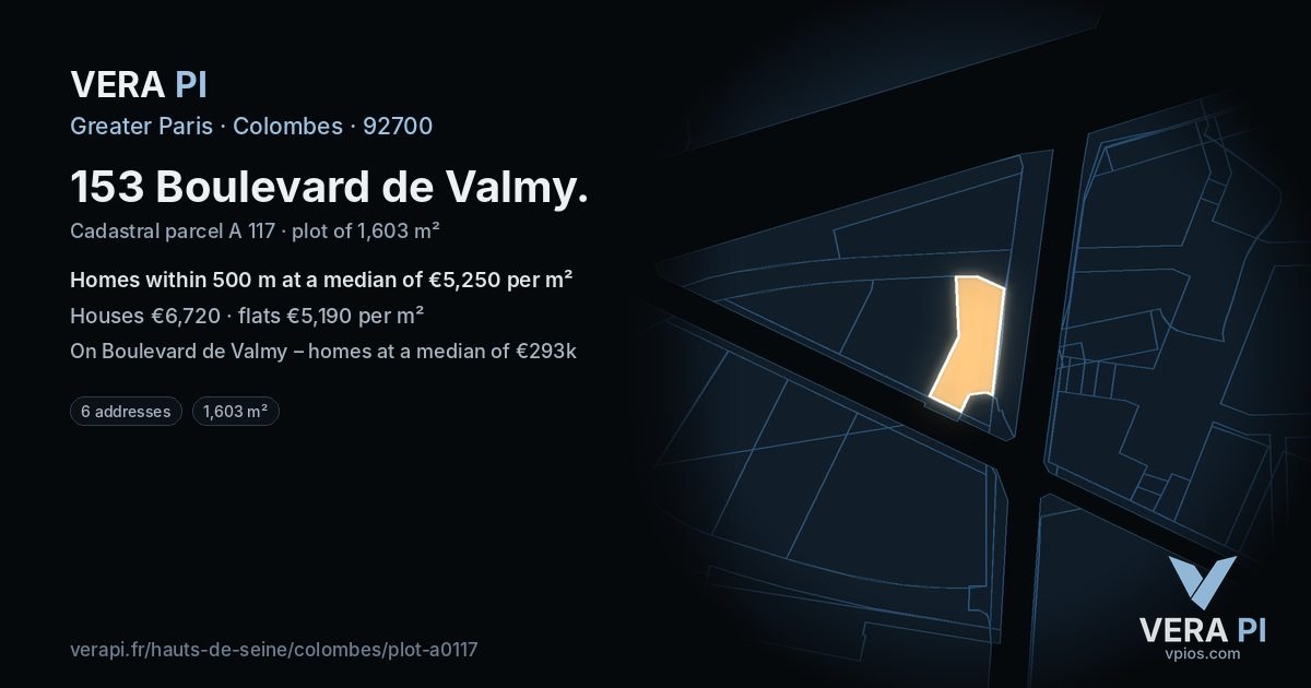 153 Boulevard de Valmy, Colombes at night – the plot lit, the parcels around coloured by the prices near them