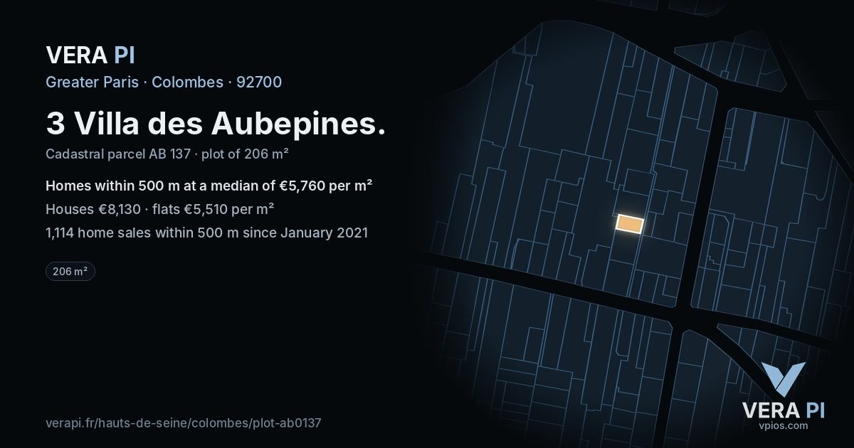 3 Villa des Aubepines, Colombes at night – the plot lit, the parcels around coloured by the prices near them