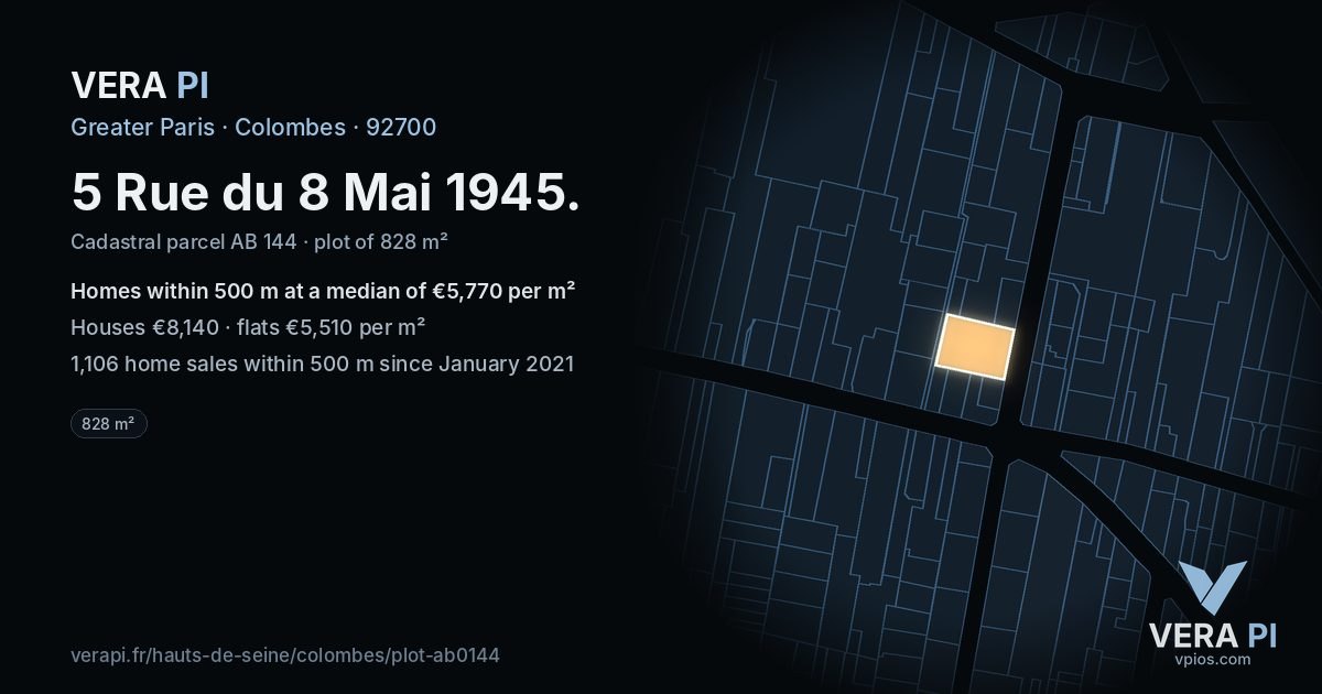 5 Rue du 8 Mai 1945, Colombes at night – the plot lit, the parcels around coloured by the prices near them