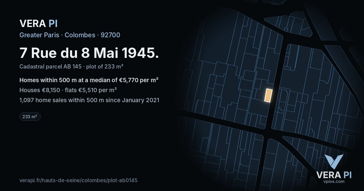 7 Rue du 8 Mai 1945, Colombes at night – the plot lit, the parcels around coloured by the prices near them