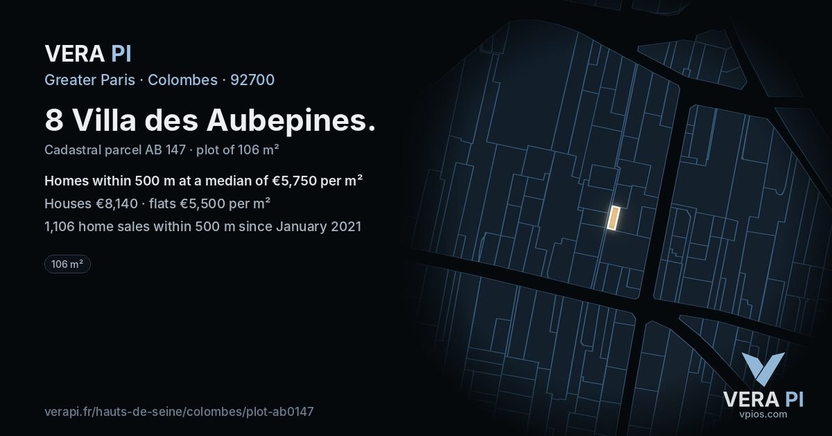 8 Villa des Aubepines, Colombes at night – the plot lit, the parcels around coloured by the prices near them