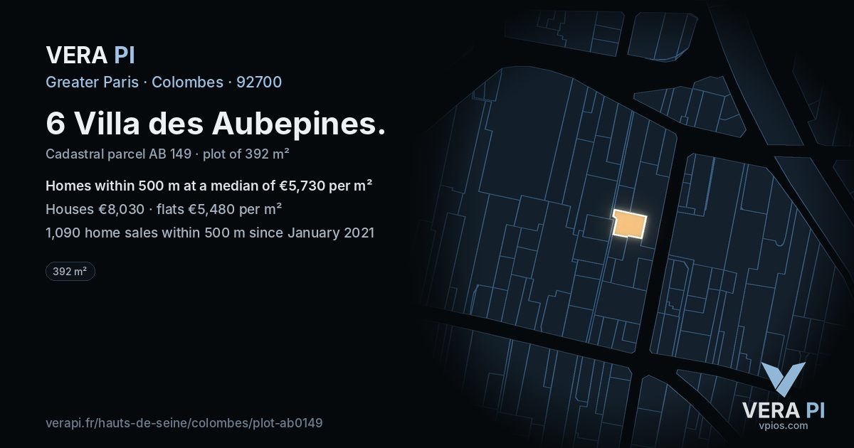6 Villa des Aubepines, Colombes at night – the plot lit, the parcels around coloured by the prices near them