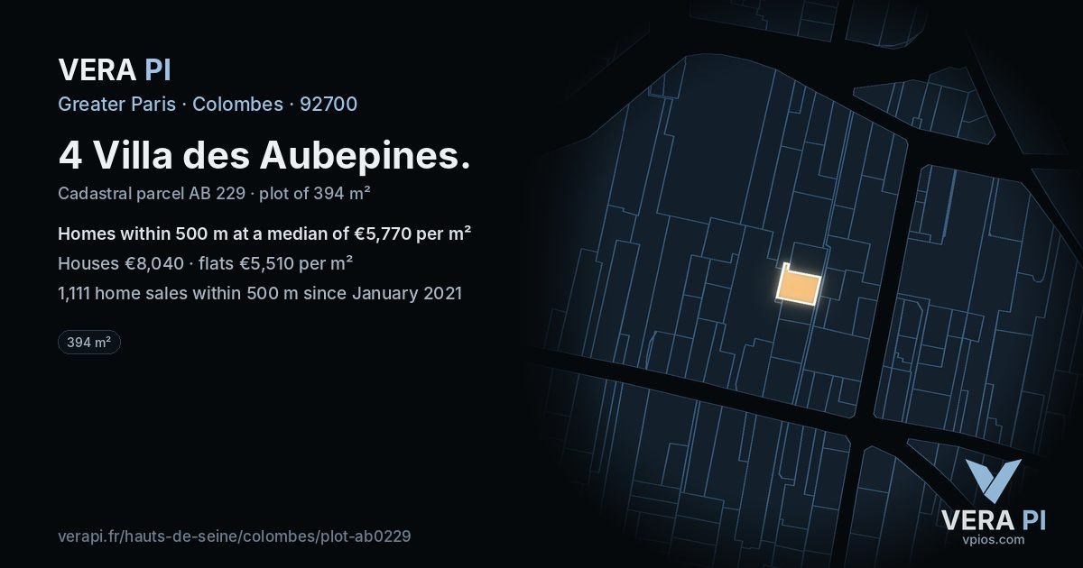 4 Villa des Aubepines, Colombes at night – the plot lit, the parcels around coloured by the prices near them