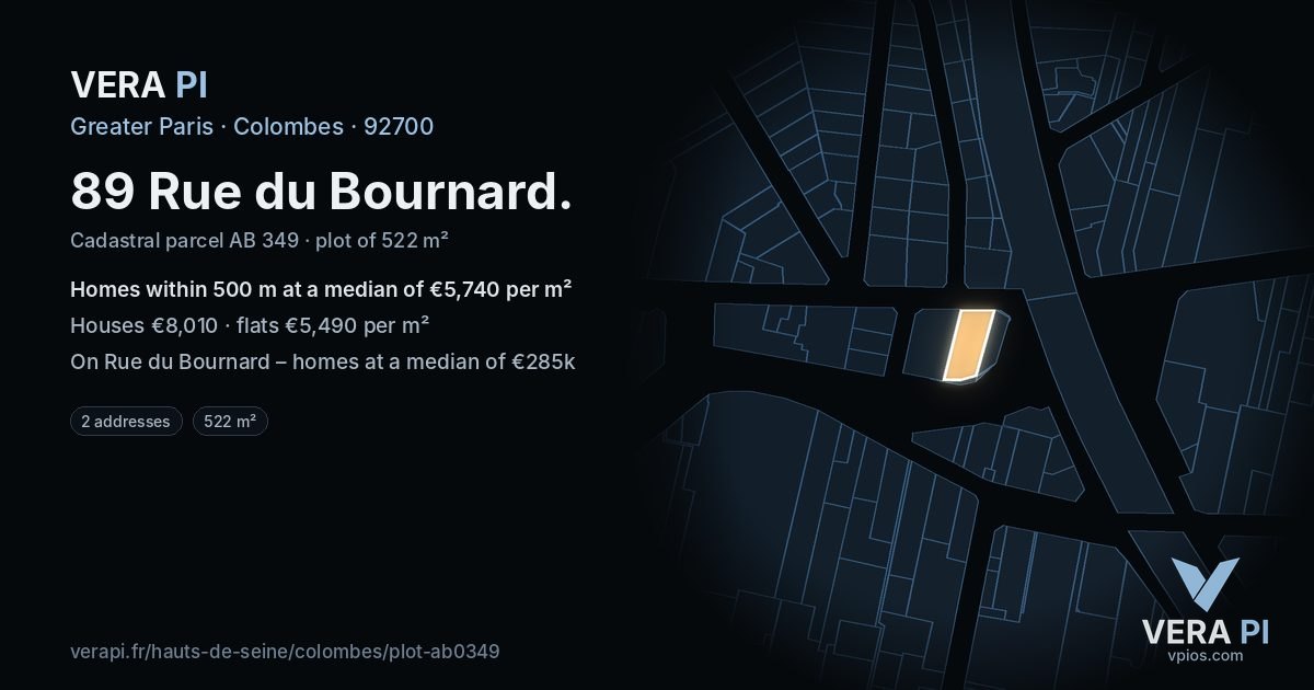 89 Rue du Bournard, Colombes at night – the plot lit, the parcels around coloured by the prices near them