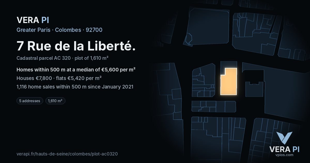 7 Rue de la Liberté, Colombes at night – the plot lit, the parcels around coloured by the prices near them