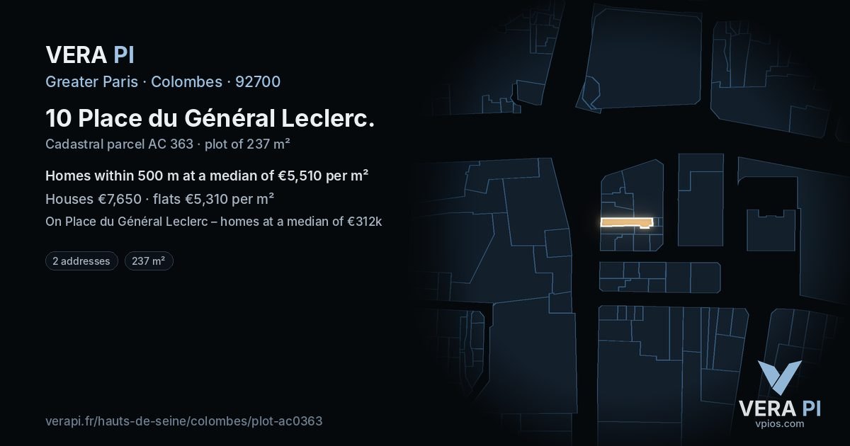 10 Place du Général Leclerc, Colombes at night – the plot lit, the parcels around coloured by the prices near them
