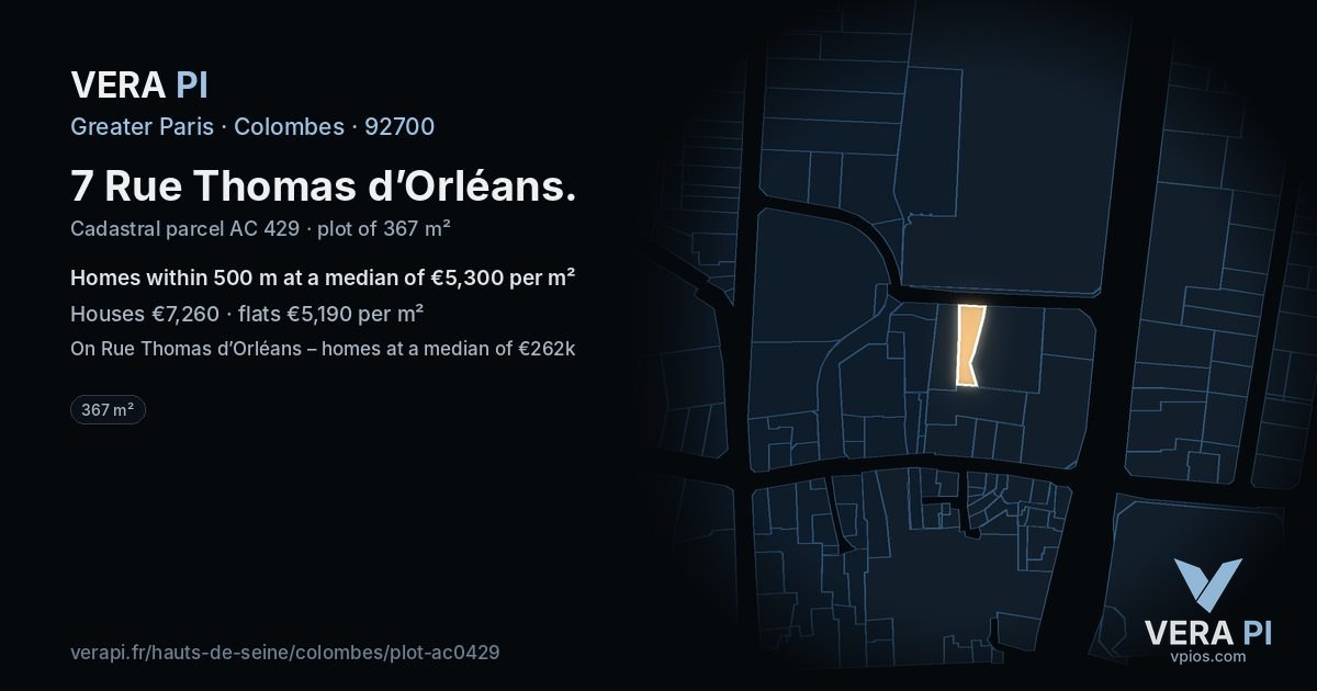 7 Rue Thomas d’Orléans, Colombes at night – the plot lit, the parcels around coloured by the prices near them