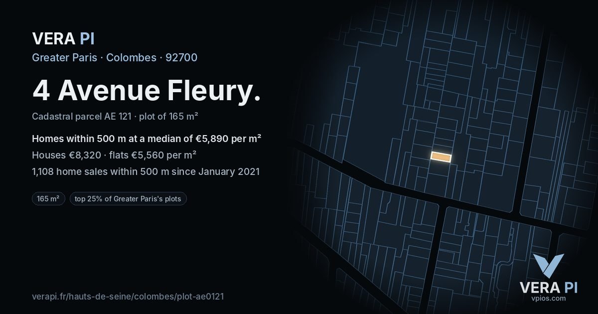 4 Avenue Fleury, Colombes at night – the plot lit, the parcels around coloured by the prices near them