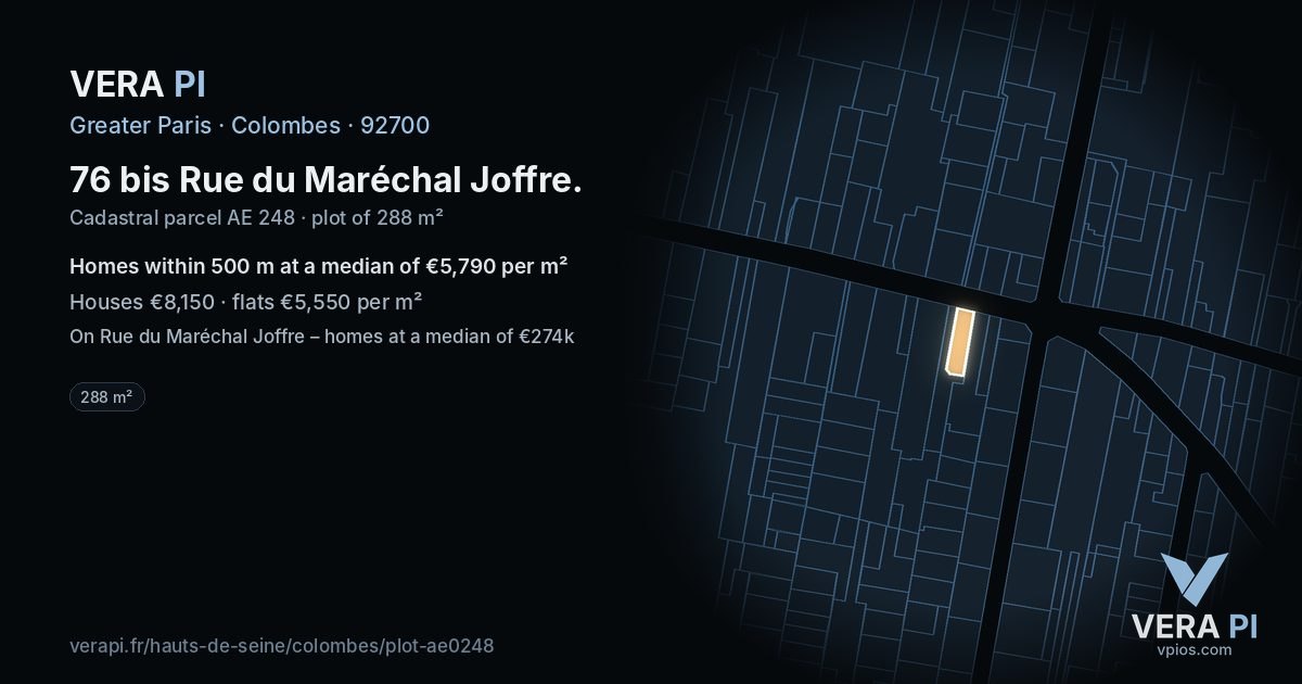 76 bis Rue du Maréchal Joffre, Colombes at night – the plot lit, the parcels around coloured by the prices near them