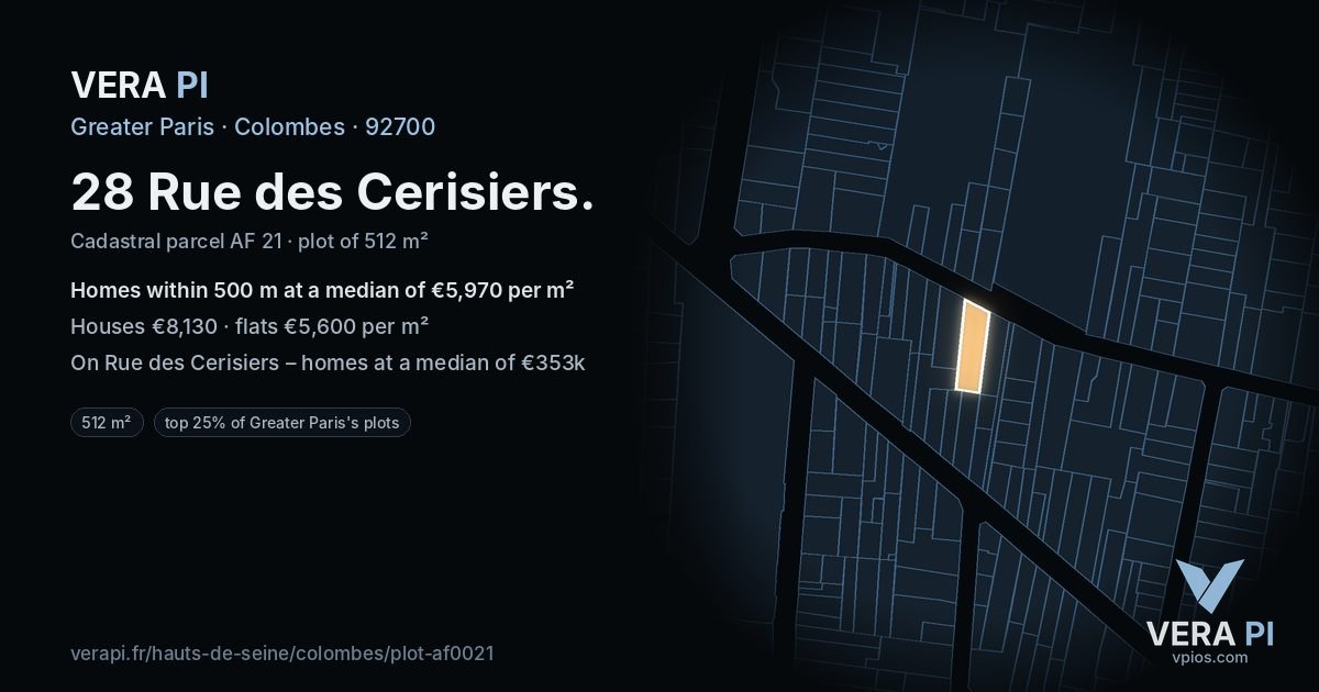 28 Rue des Cerisiers, Colombes at night – the plot lit, the parcels around coloured by the prices near them