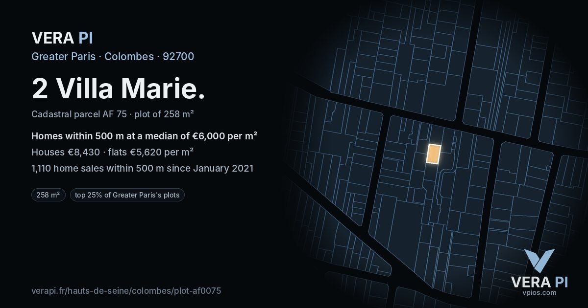 2 Villa Marie, Colombes at night – the plot lit, the parcels around coloured by the prices near them