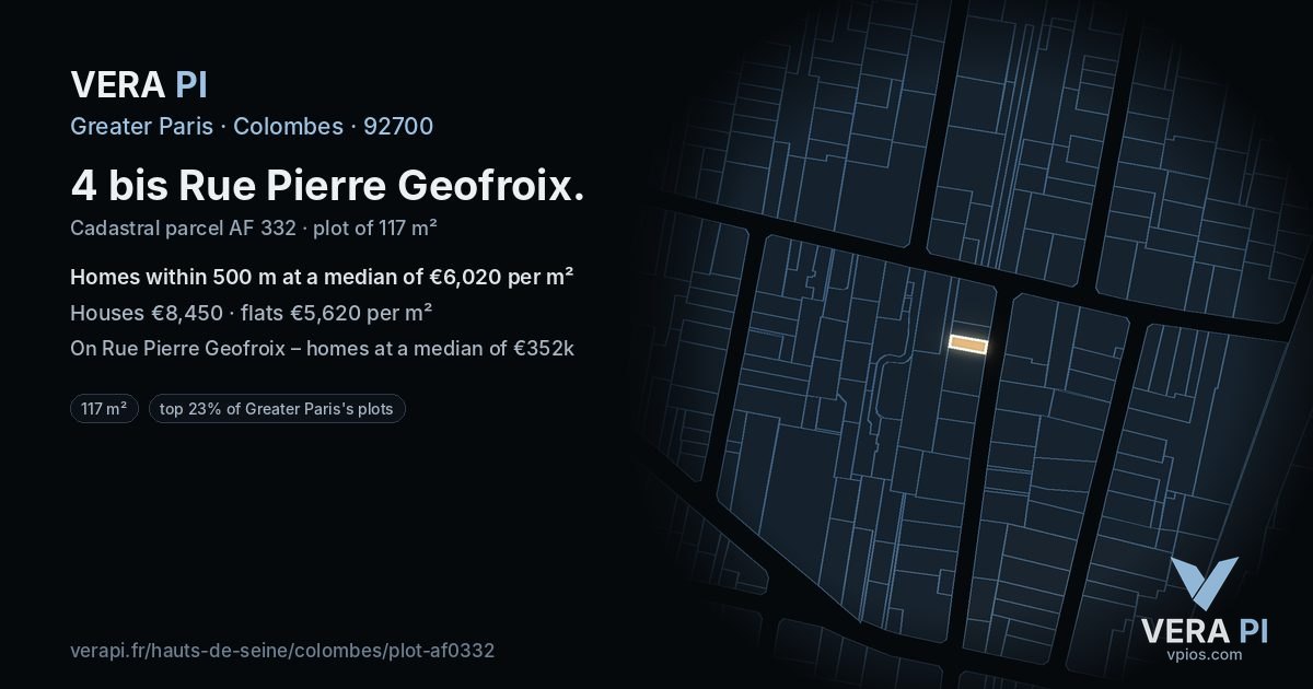 4 bis Rue Pierre Geofroix, Colombes at night – the plot lit, the parcels around coloured by the prices near them