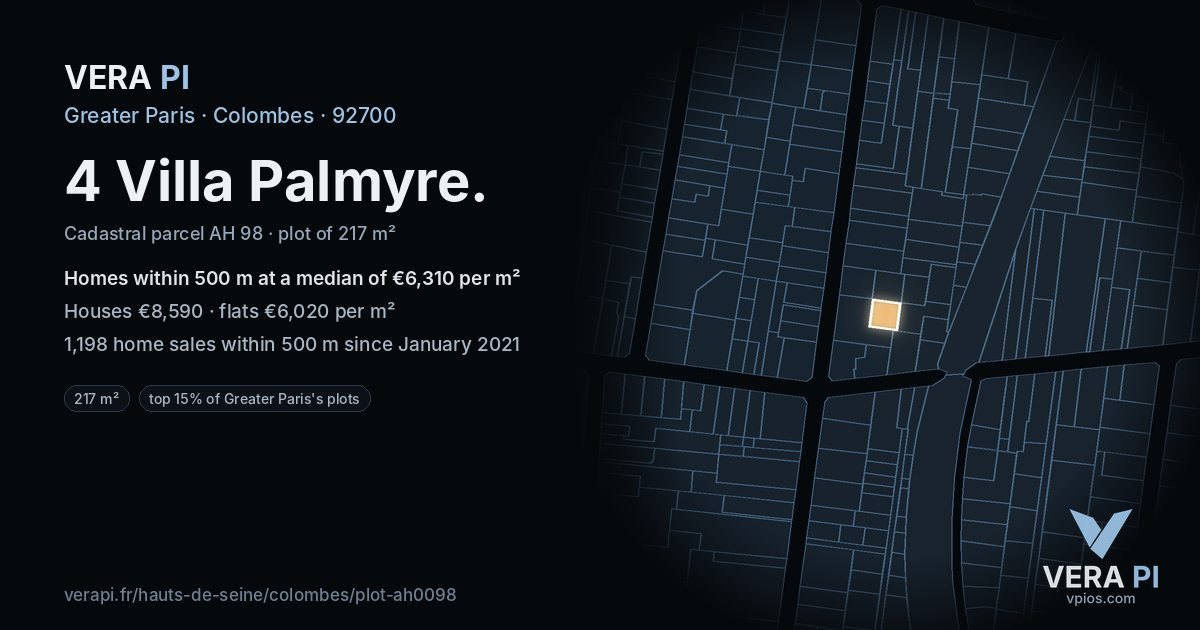 4 Villa Palmyre, Colombes at night – the plot lit, the parcels around coloured by the prices near them