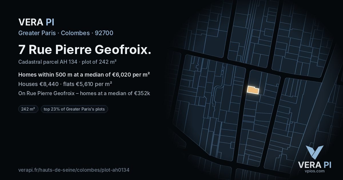 7 Rue Pierre Geofroix, Colombes at night – the plot lit, the parcels around coloured by the prices near them