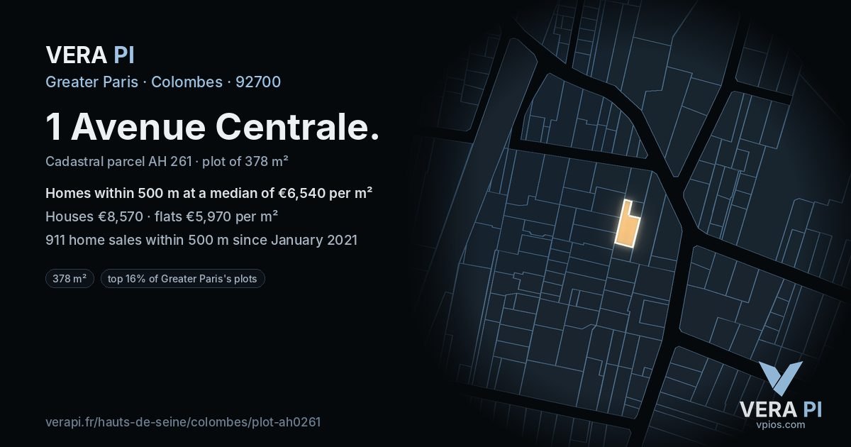 1 Avenue Centrale, Colombes at night – the plot lit, the parcels around coloured by the prices near them