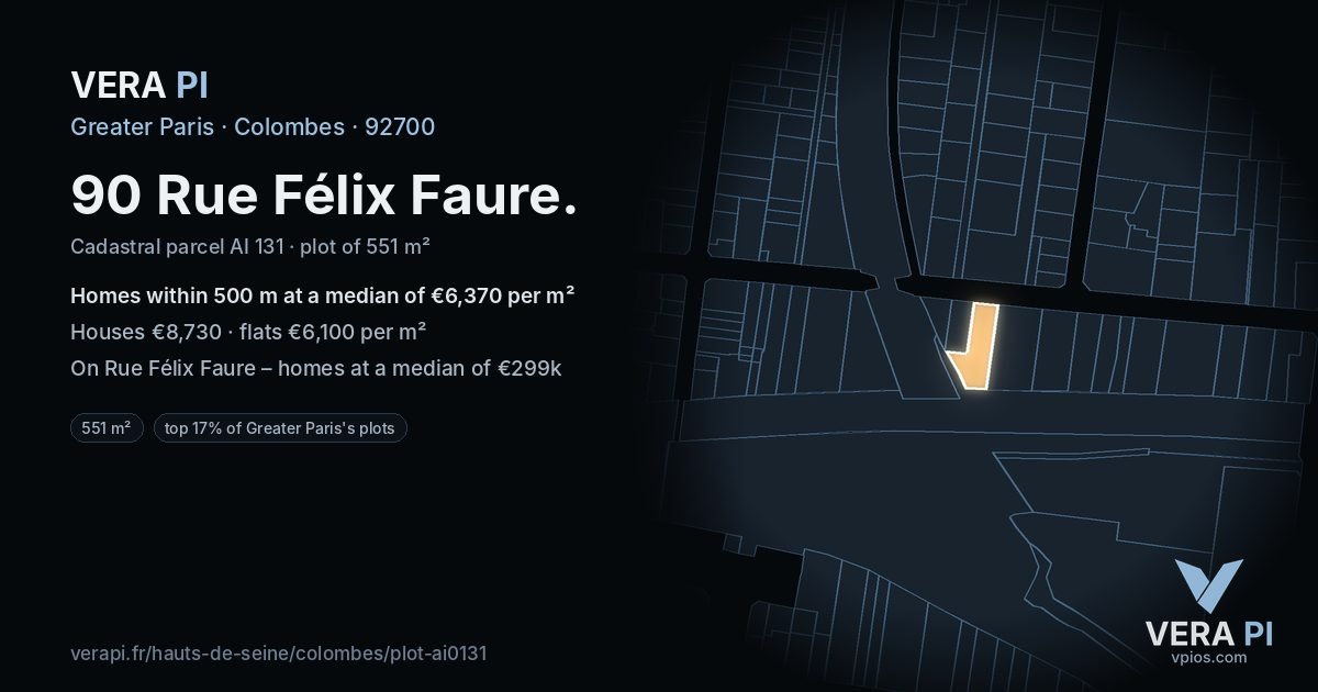 90 Rue Félix Faure, Colombes at night – the plot lit, the parcels around coloured by the prices near them