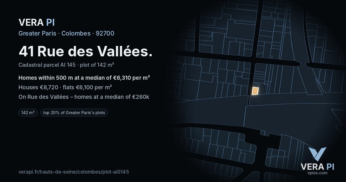 41 Rue des Vallées, Colombes at night – the plot lit, the parcels around coloured by the prices near them