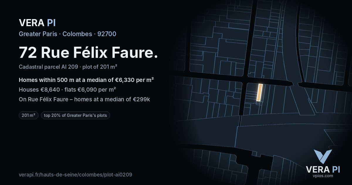 72 Rue Félix Faure, Colombes at night – the plot lit, the parcels around coloured by the prices near them