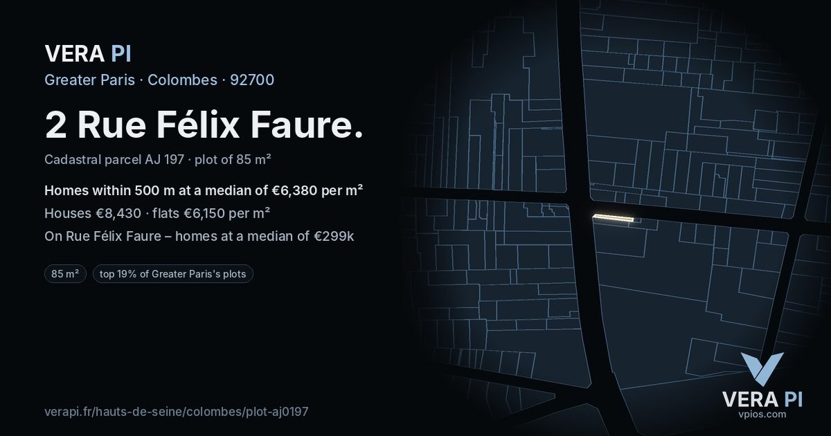 2 Rue Félix Faure, Colombes at night – the plot lit, the parcels around coloured by the prices near them