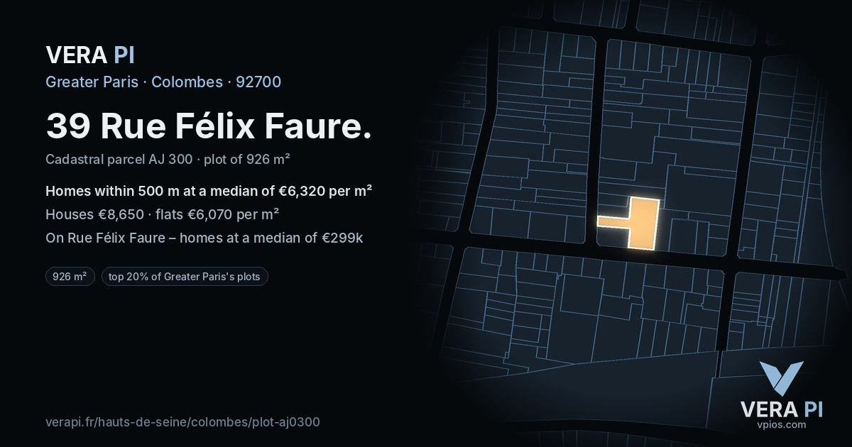 39 Rue Félix Faure, Colombes at night – the plot lit, the parcels around coloured by the prices near them