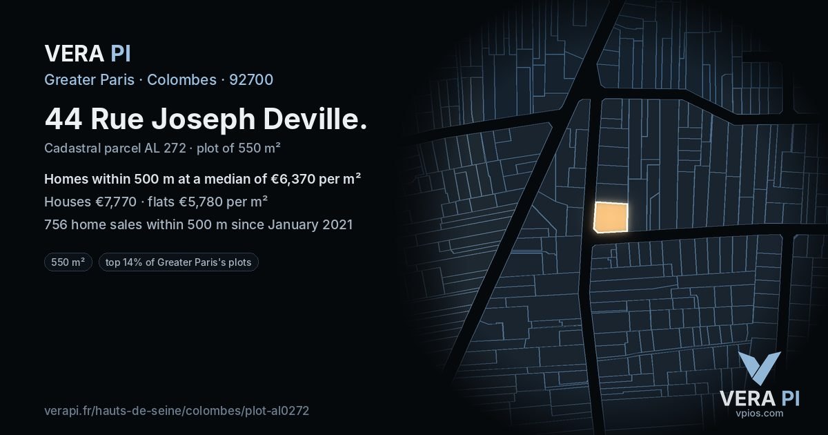 44 Rue Joseph Deville, Colombes at night – the plot lit, the parcels around coloured by the prices near them