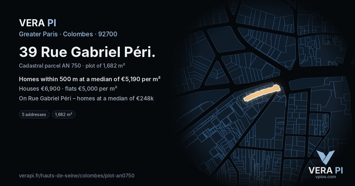 39 Rue Gabriel Péri, Colombes at night – the plot lit, the parcels around coloured by the prices near them