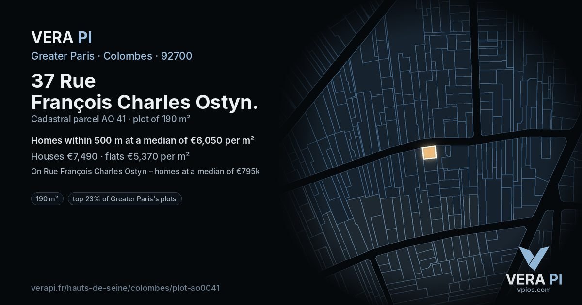 37 Rue François Charles Ostyn, Colombes at night – the plot lit, the parcels around coloured by the prices near them