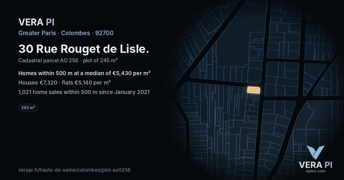 30 Rue Rouget de Lisle, Colombes at night – the plot lit, the parcels around coloured by the prices near them