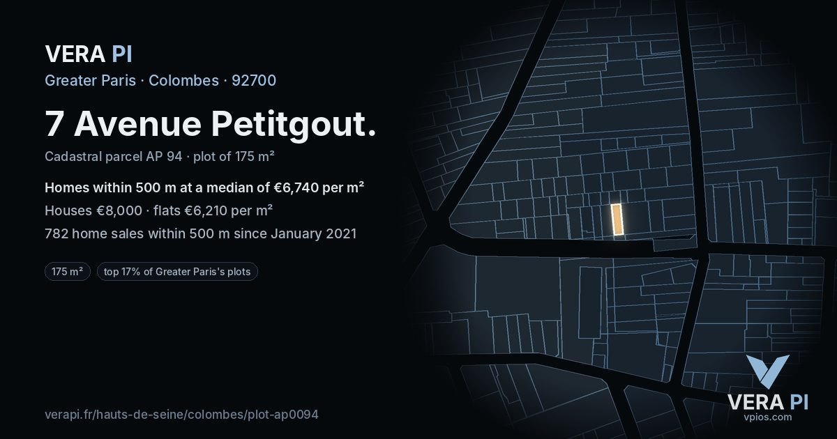 7 Avenue Petitgout, Colombes at night – the plot lit, the parcels around coloured by the prices near them