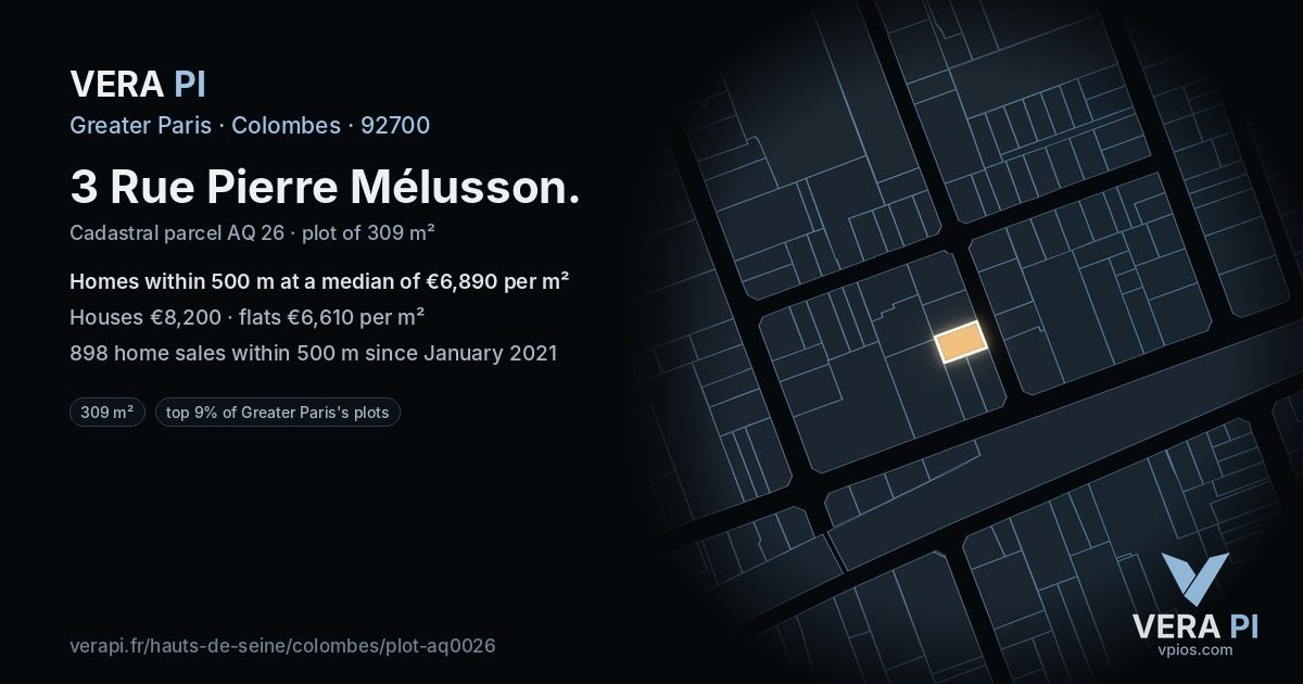 3 Rue Pierre Mélusson, Colombes at night – the plot lit, the parcels around coloured by the prices near them