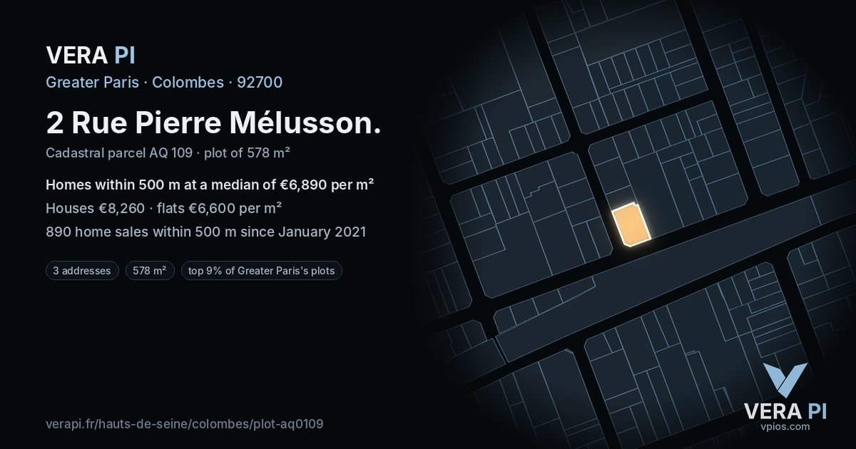 2 Rue Pierre Mélusson, Colombes at night – the plot lit, the parcels around coloured by the prices near them