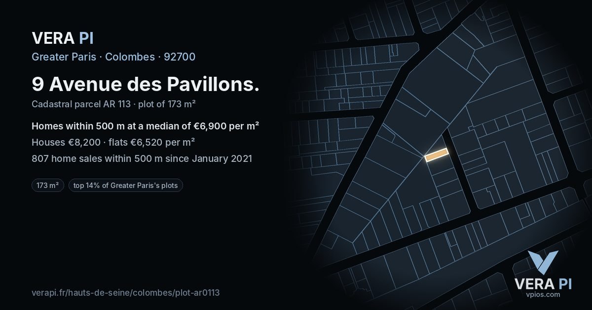 9 Avenue des Pavillons, Colombes at night – the plot lit, the parcels around coloured by the prices near them