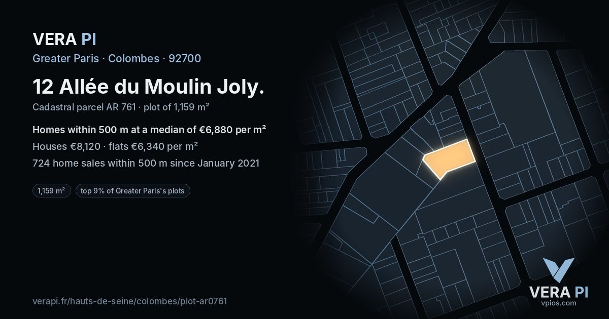 12 Allée du Moulin Joly, Colombes at night – the plot lit, the parcels around coloured by the prices near them