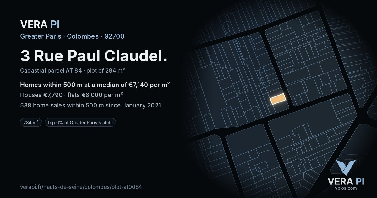 3 Rue Paul Claudel, Colombes at night – the plot lit, the parcels around coloured by the prices near them