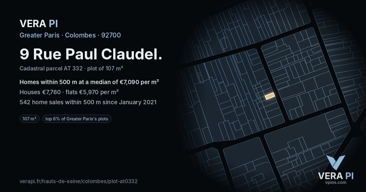 9 Rue Paul Claudel, Colombes at night – the plot lit, the parcels around coloured by the prices near them