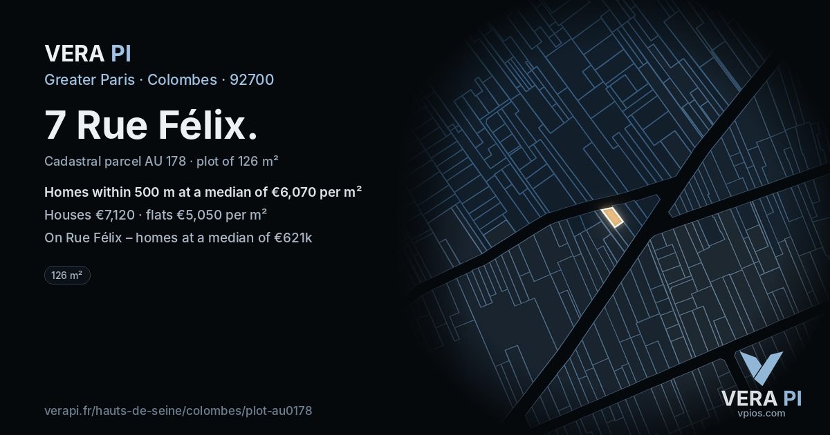 7 Rue Félix, Colombes at night – the plot lit, the parcels around coloured by the prices near them