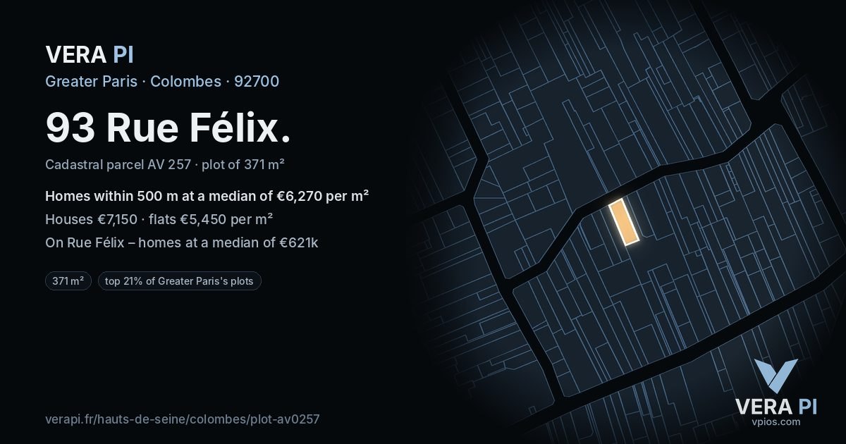 93 Rue Félix, Colombes at night – the plot lit, the parcels around coloured by the prices near them