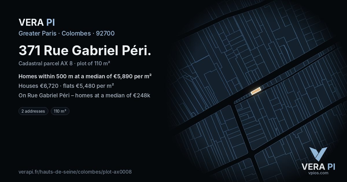 371 Rue Gabriel Péri, Colombes at night – the plot lit, the parcels around coloured by the prices near them