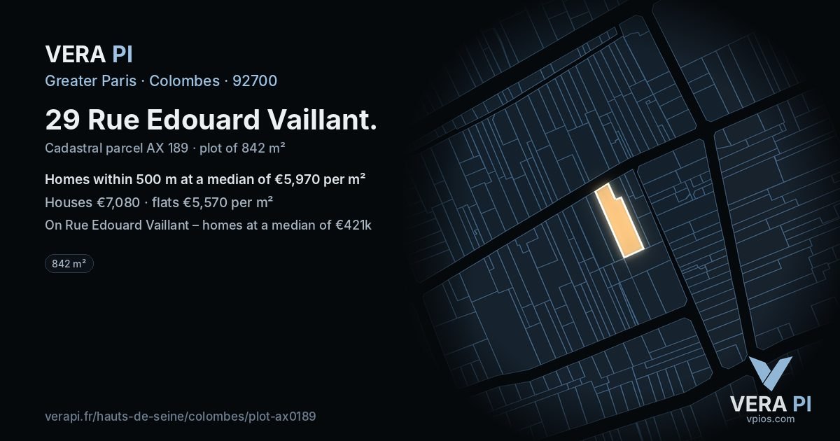 29 Rue Edouard Vaillant, Colombes at night – the plot lit, the parcels around coloured by the prices near them
