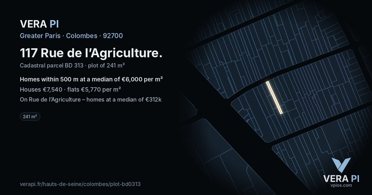 117 Rue de l’Agriculture, Colombes at night – the plot lit, the parcels around coloured by the prices near them