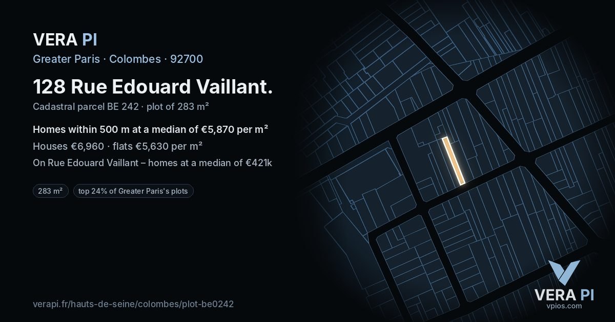 128 Rue Edouard Vaillant, Colombes at night – the plot lit, the parcels around coloured by the prices near them