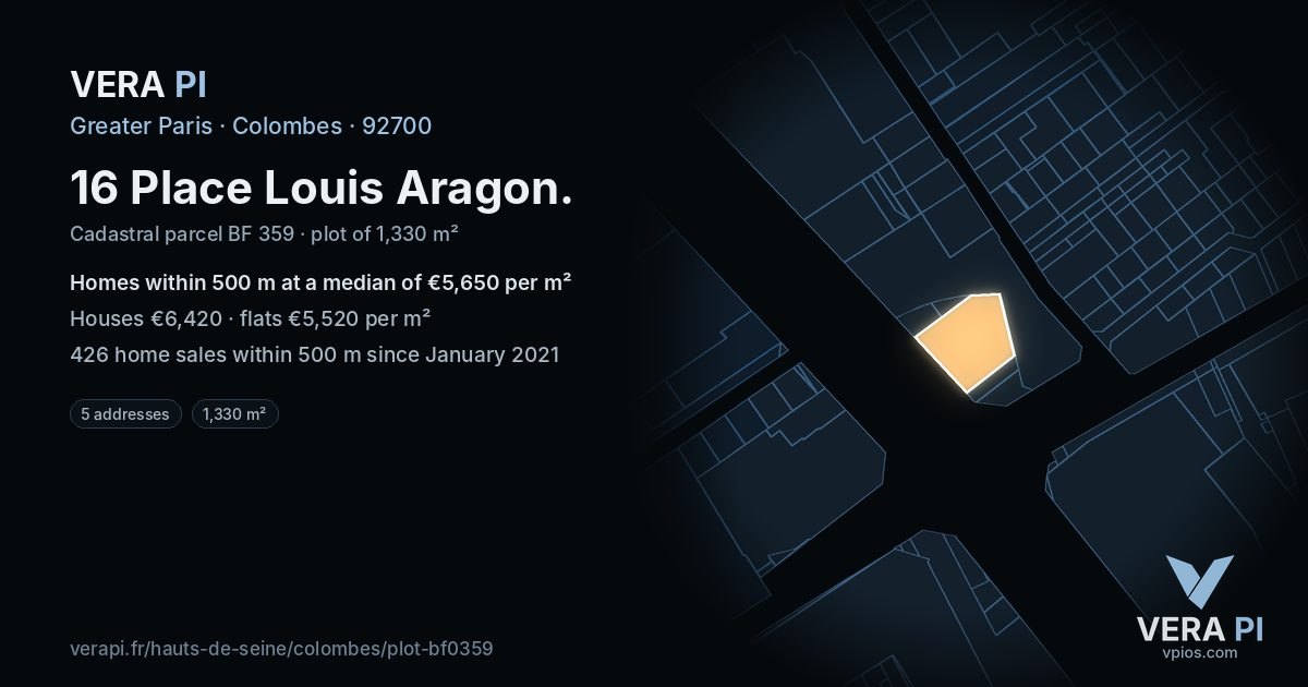 16 Place Louis Aragon, Colombes at night – the plot lit, the parcels around coloured by the prices near them