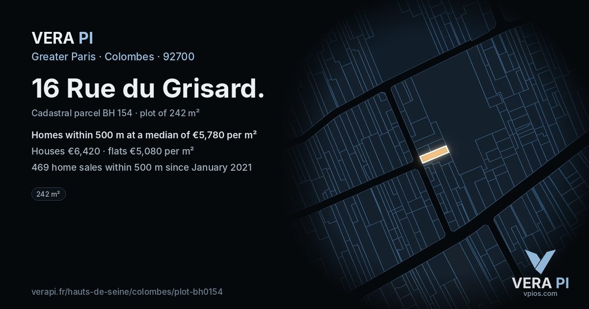 16 Rue du Grisard, Colombes at night – the plot lit, the parcels around coloured by the prices near them