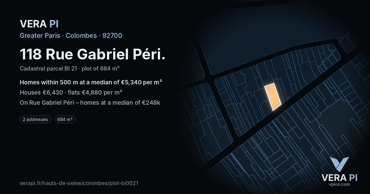 118 Rue Gabriel Péri, Colombes at night – the plot lit, the parcels around coloured by the prices near them