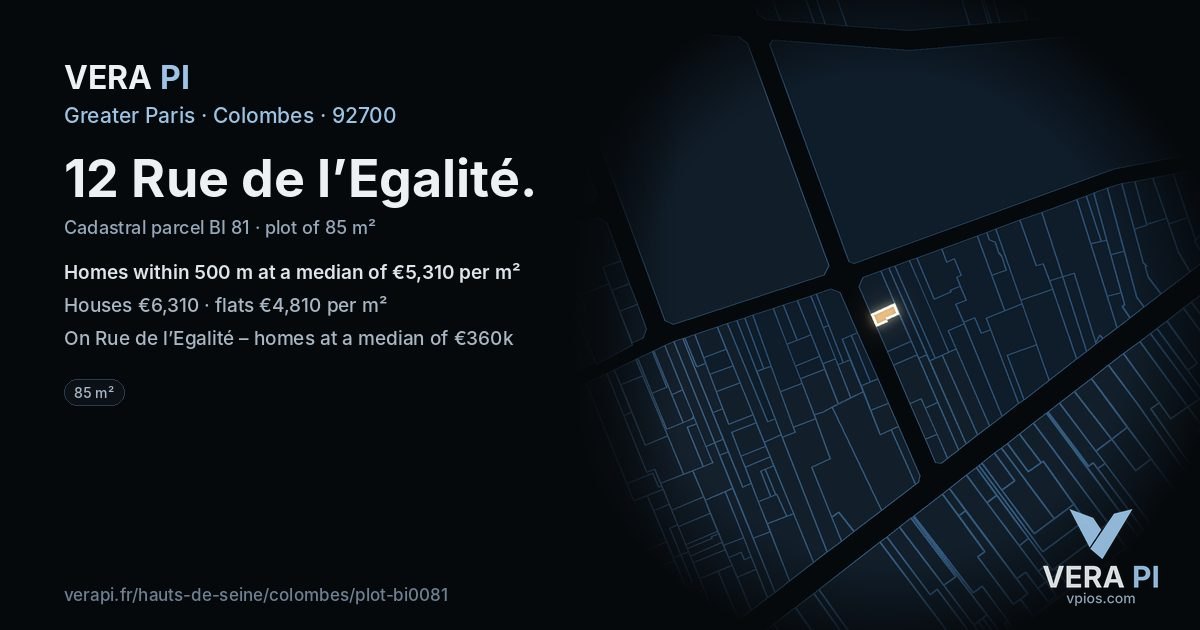 12 Rue de l’Egalité, Colombes at night – the plot lit, the parcels around coloured by the prices near them