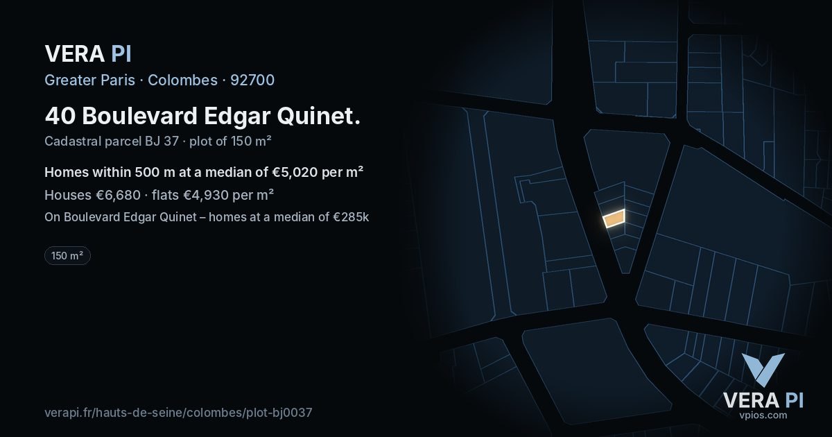 40 Boulevard Edgar Quinet, Colombes at night – the plot lit, the parcels around coloured by the prices near them