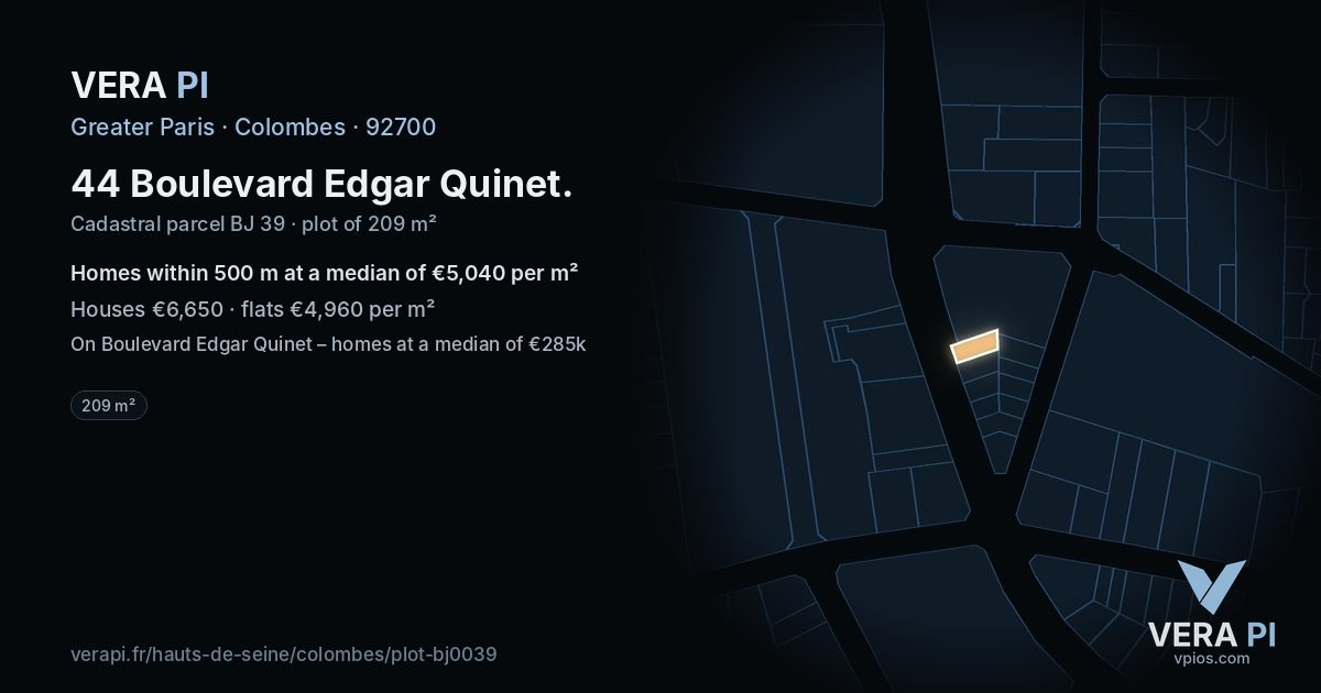 44 Boulevard Edgar Quinet, Colombes at night – the plot lit, the parcels around coloured by the prices near them