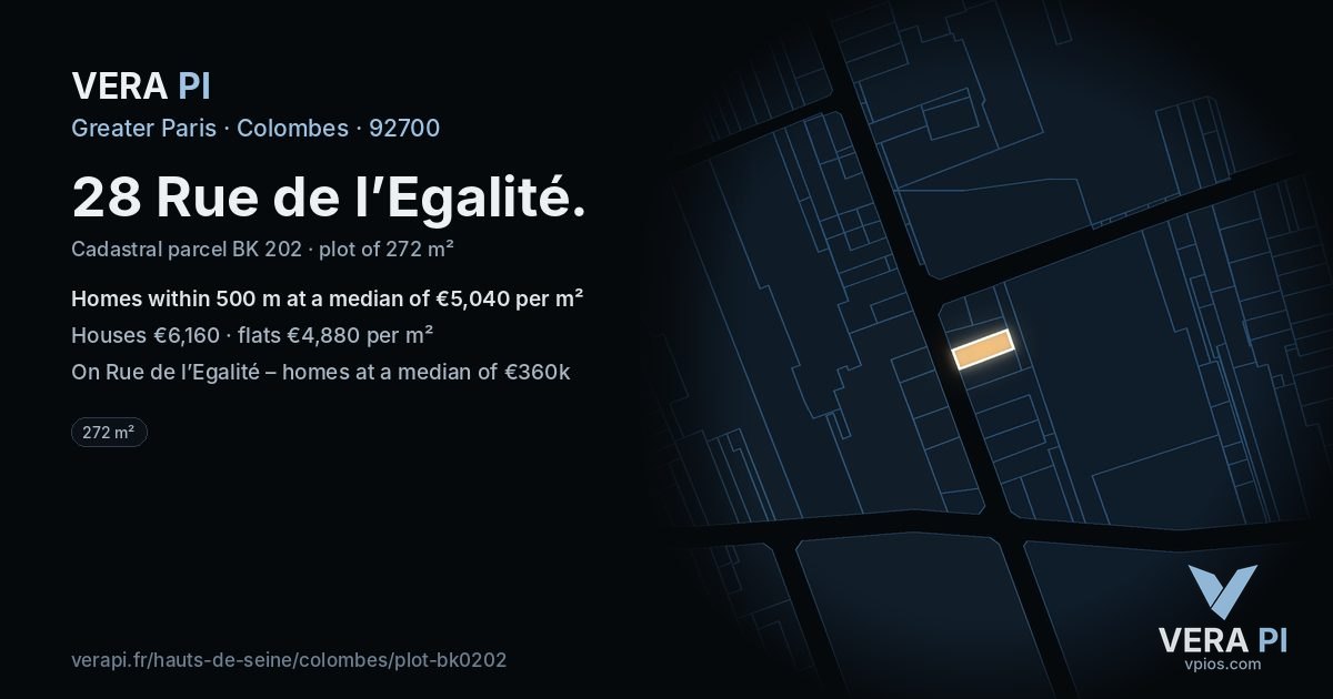 28 Rue de l’Egalité, Colombes at night – the plot lit, the parcels around coloured by the prices near them